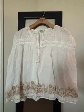 Max Studio White Button-Front Top with Beige Trim